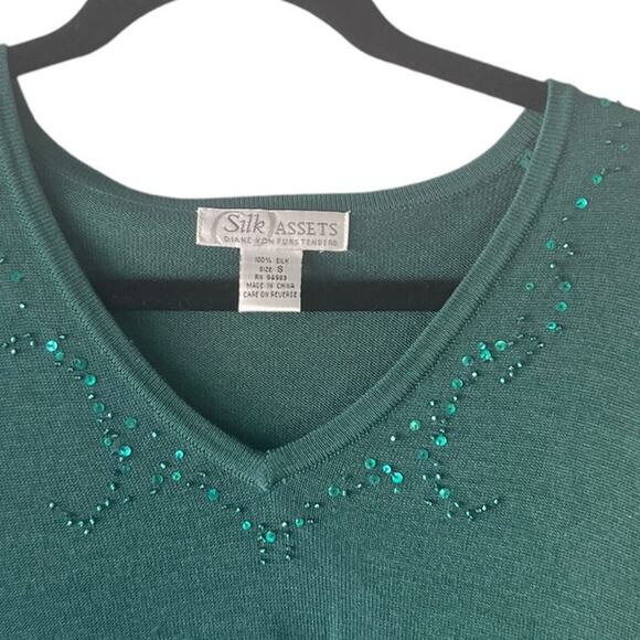 Diane Von Furstenberg Vtg Small 100% Silk Sequin Top Fairy Fitted Elena Gilbert - Picture 5 of 7